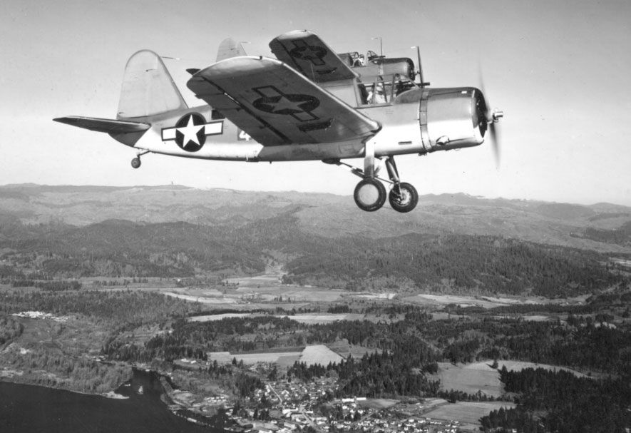 WWII 052U “Kingfisher” pilot training over Astoria.
